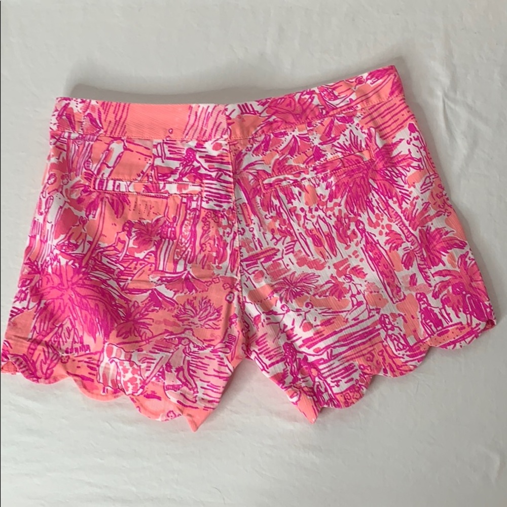EUC Lilly Pulitzer Sz 2 buttercup scallop shorts - Picture 4 of 7